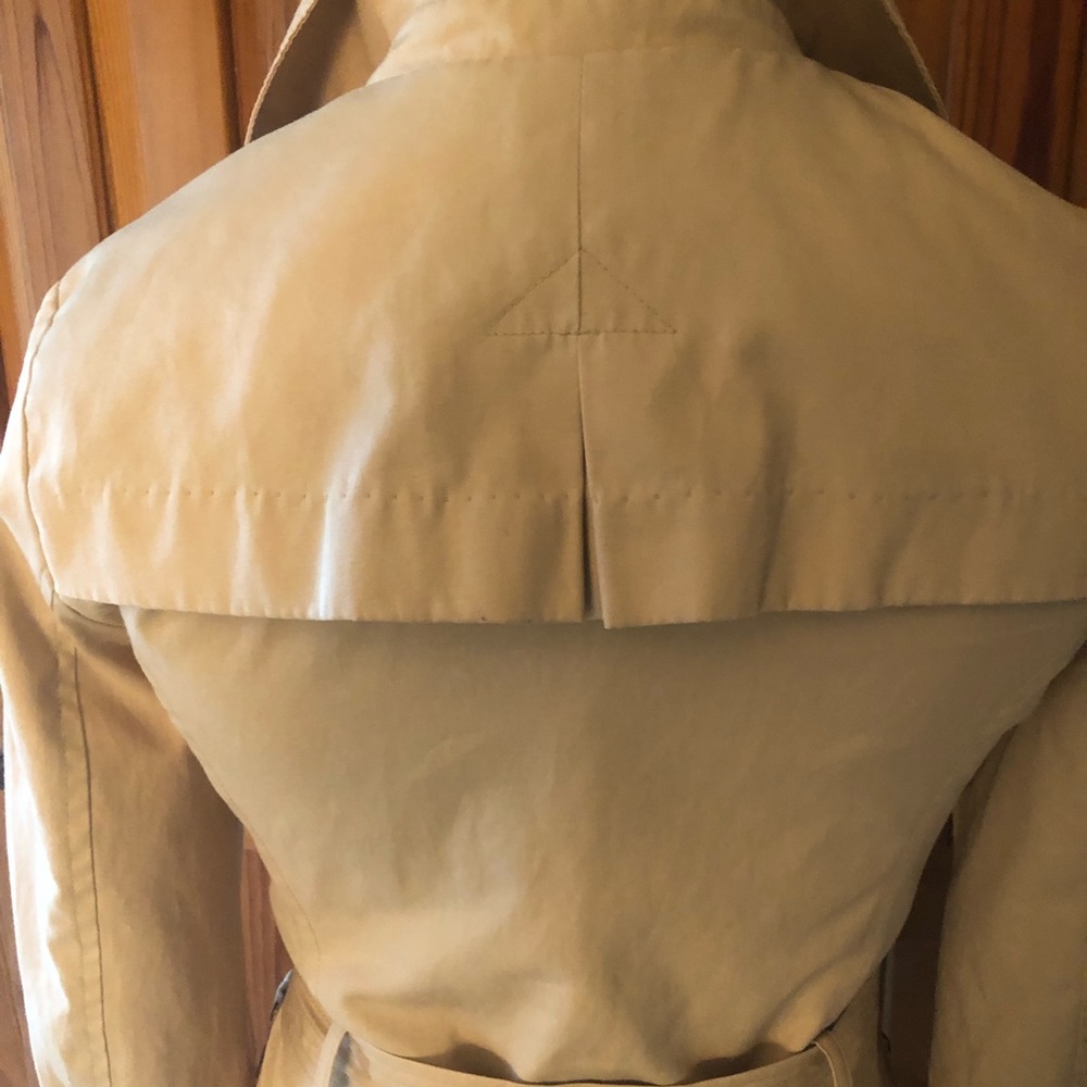 Green Envy Raincoat - Picture 6 of 8